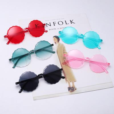 China 2020 Fashion Children's Sunglasses Customized Sunglasses and Cheap Lenses for Girls and Boys Fashion Kids Sunglasses for sale