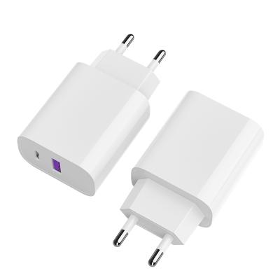 China New Design Dual Ports USB PD Type-C Mobile Phone Fast Charger 20W Phone Charger Adapter For iPhone pro Max Samsung for sale