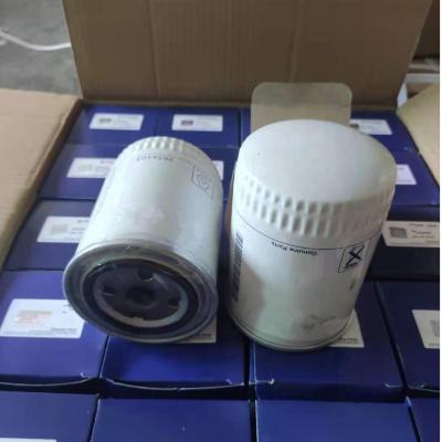 China Auto accessories oil filter 2654403 engine oil filter 2654403 for sale