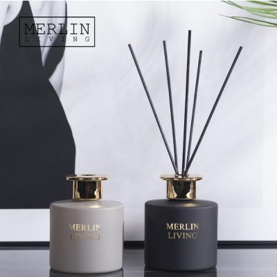 China Wholesale Custom Logo Modern Home Decor Empty Tubular Glass Diffuser Bottle With Sticks Perfume Luxury Glass Perfume Oil Bottle Gift Set for sale