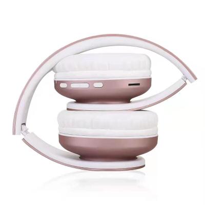 China Comfortable Wireless Headset Noise Canceling Handfree Headphones Neckband Wireless Waterproof Sports Headphones for sale