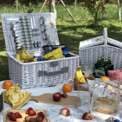 China Sustainable Cheap Handmade Food Wicker 2 Person Picnic Wicker Basket for sale