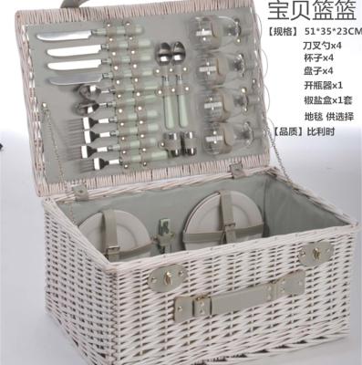 China Sustainable Fruit Food Picnic Wicker Rattan With Lid Rectangular Wicker Basket for sale