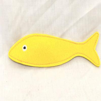 China Custom Viable Cat Felt Cuddly Interactive Fish Toys for Cats for sale