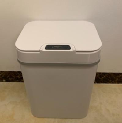 China WITH LID creative automatic electric household living room kitchen toilet waste bin with inductive cover smart trash can for sale