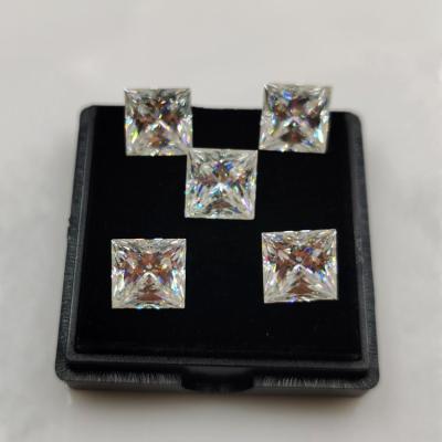 China Color Game or Brilliant Princess Cut Diamond Stone Wholesale Moissanite from Wuzhou 1CT 2CT of Fire for sale