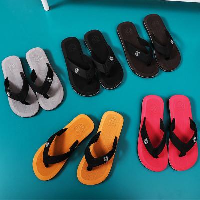 China Fashion Trend Wholesale Fashion Sliders Flip Flops Outdoor Slippers For Men for sale