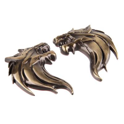 China Around The World 3d Wolf Do Not Enamel Antique Bronze Gunmetal Silver Zinc Alloy Car Emblem for sale