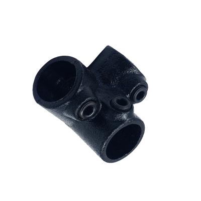 China Construction Pipe Flange Fittings Black Painting Main Flange Fittings With Set Screws 3 Way for sale