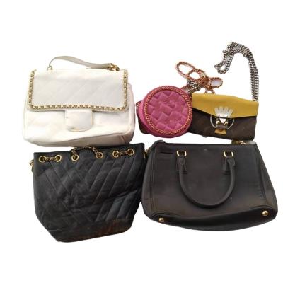 China Mixed top-grade premium used branded bags second-hand clothes bags for sale