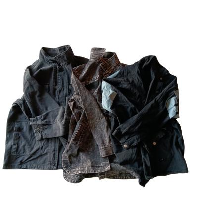 China Mixed mixed Korean wholesale used clothing lattice second-hand jacket for women men in the volume of bales for sale