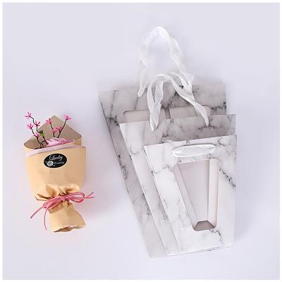 China New Style Valentine's Day Recyclable Flower Display Box Plain Gift Paper Bag With Window for sale