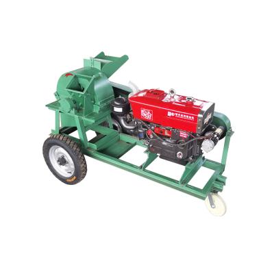 China Small Wood Chips Crusher Diesel Hammer Mill Crusher Mobile Crusher Making Sawdust Shaving Machine Branch Hammer Mill Wood Crusher for sale