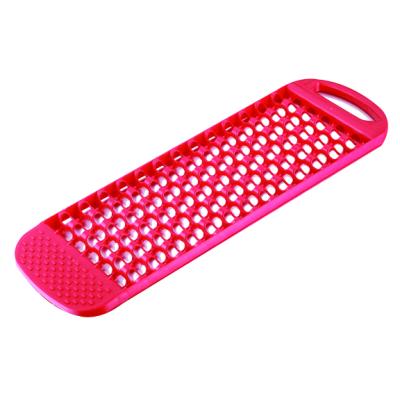 China Durable Car Tool Winter Car Emergency Tool 2pcs Winter Pull Trax Grip Anti Slip Grip Board for sale