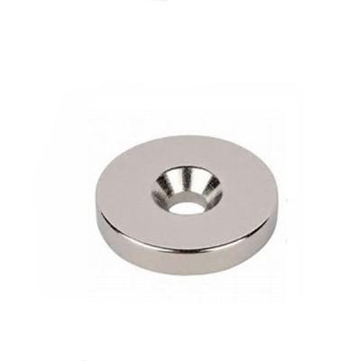 China Industrial Wholesale Strong Magnetic Disc Countersunk Ring n48 Hole Magnet for sale