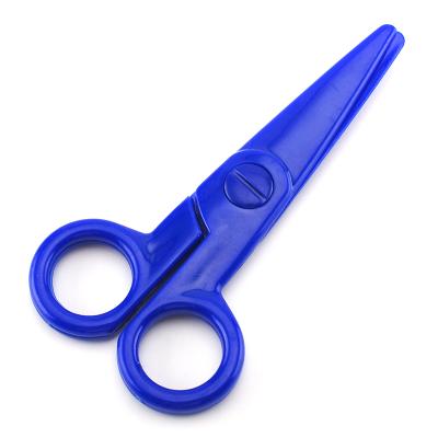 China Children's mini plastic scissors student children craft children safe mini small plastic craft universal plastic cut-off children schoolchildren safety for sale