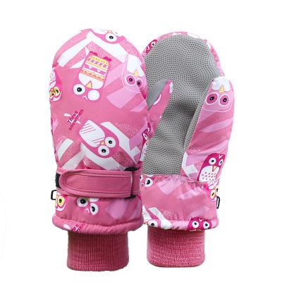 China Winter Waterproof Windproof Non-slip Kids Thicken Ski Gloves Unisex Outdoor Waterproof Warm Snow Mittens Extended Wrist Windproof Ski Gloves for sale