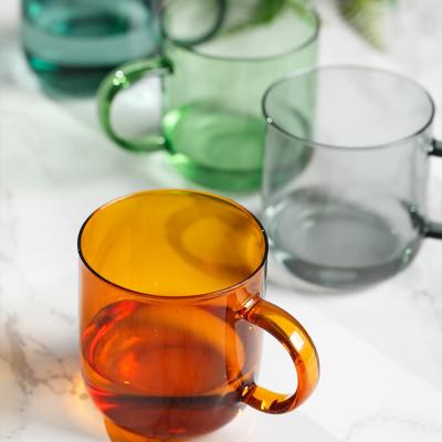 China Sustainable High Temperature Resistance 370ml Colored Borosilicate Glass Coffee Cup With Bamboo Saucer for sale