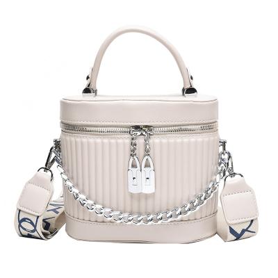 China High Quality Wholesale Designer PU Handbag 2022 Leather Bag Chain For Handbags For Women Luxury for sale