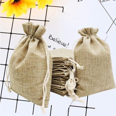 China New Burlap Folding Pouch 30 Pieces of 13 x 18 cm Small Hemp Jute Sack - Cotton Rope Sack with Drawstring Natural Jute Sack for DIY Crafts for sale