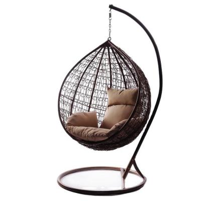 China Buitenbalkon Tuin woonkamer Hangende schommelende eier stoel met PE Wicker Rattan Design Te koop