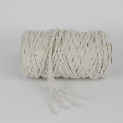 China 2023 NE0.5/4 Recycled Hot Selling Milk Cotton Yarns 5 Ply Mop Yarn OE Cotton Mop Yarn Cheap Price for sale