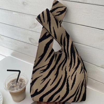 China PORTABLE Cool Fashion Chunky Korea Knit Bag Leopard Knitting Yarn Needles Storage Tote Bag White Shopping Bag For Women for sale