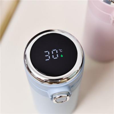 China 2021 Popular Colors Viable In Stock 18/8 Stainless Steel Keep Water Bottle Temperature Hot And Cold Connection for sale