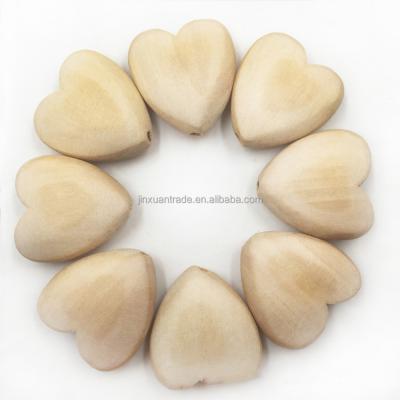 China Minimalist Unfinished Natural Beads Heart Shape Wooden Beads For DIY Craft for sale