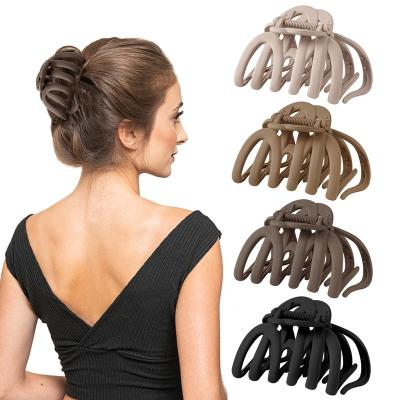 China Direct Selling ABS Factory Hair Clip Single Wavy Hair Claw Fixed Big 9cm Women's Haircut Hair Accessories Wholesale for sale