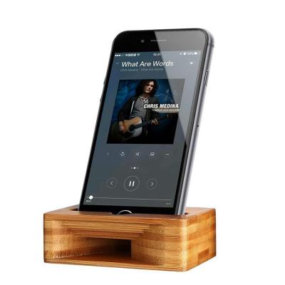 China 2022 Latest 5V 2A Popular Portable Wooden Lazy Speaker Cell Phone Holders for sale