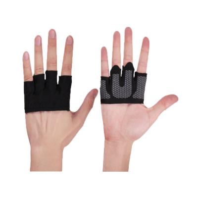 China Four-Finger Exercise Gloves Fitness Equipment Half Barbell Non-slip Yoga Weight Training Gloves Men And Women Fitness Gloves for sale