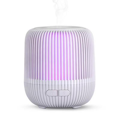 China Hot Selling Essential Oil Diffuser Household Air Diffuser Aroma Mist Home Cool Humidifier for sale