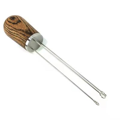 China Best Viable Selling Bartender Coffee Needle Tamper Coffee Distributor With Wooden Handle Coffee Accessories In Stock for sale