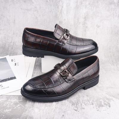 China Leather Men's Shoes 2021 Autumn New First Layer Leather Fashion Sweat-absorbent Business Four Low Main One Seasons Pedal Leather Shoes for sale