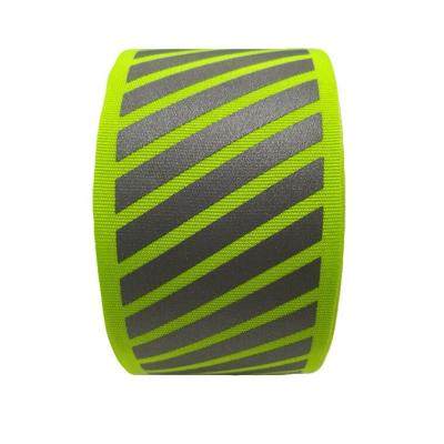 Chine Highly Reflective And Customizable Wrapped Material Pattern Factory Direct Sale Customized Reflective Pattern Wrapped Material Sticker High Heat Transfer Vinyl à vendre