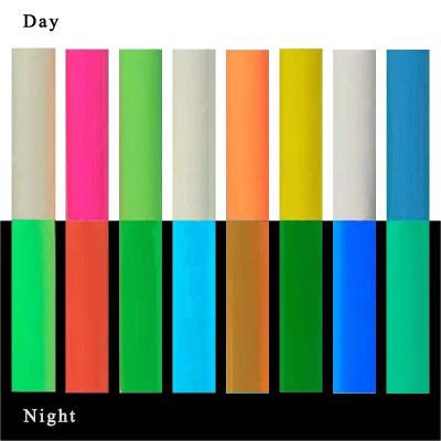 Chine Auto Luminescence By Manufacturer High Quality Color Light Absorption Vinyl Luminous Hot Pressed Vinyl à vendre