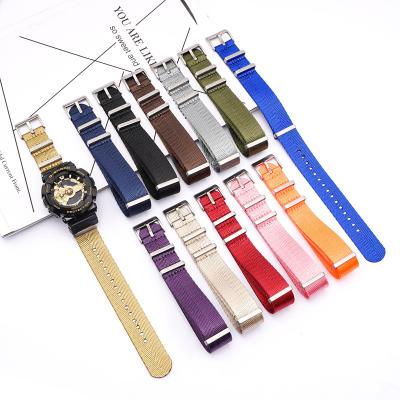 China Water Resistant Single Pass NATO Strap 20mm 22mm 24mm Adjustable Inclined Nylon Fabric Watch Band for sale