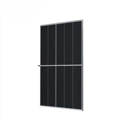 China 650W-675W Trina Vertex Half Cell Backsheet PV Module Solar Energy System Panel Maximum for sale