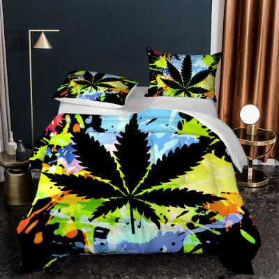 China Super soft pattern comforter and leaf feather warm maple flower air conditioner 3d Digital printing silk comforter can be customized for sale