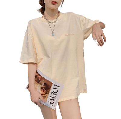 China Anti-Wrinkle Fashion Solid Color T-shirt Big Women's Round Neck Women Custom Letter T-Shirt for sale