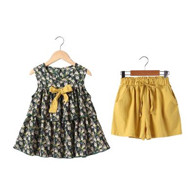 China Breathable Wholesale Kids Clothing Teenager Summer Sleeveless Floral Tops And Shorts Girls Solid Dressing Sets for sale