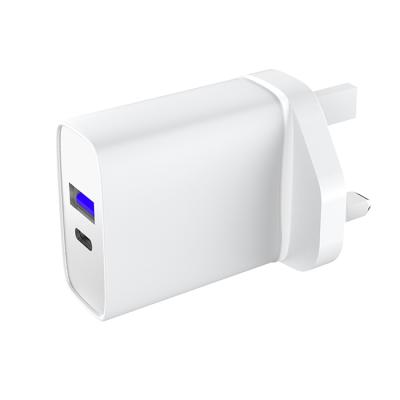 China 43.5mm*24.6mm*57.2mm 2022 New Trends 20w PD Charger PD 20w And Qc3.0 Dual Usb Power Adapter Travel Wall Charger For Apple for sale