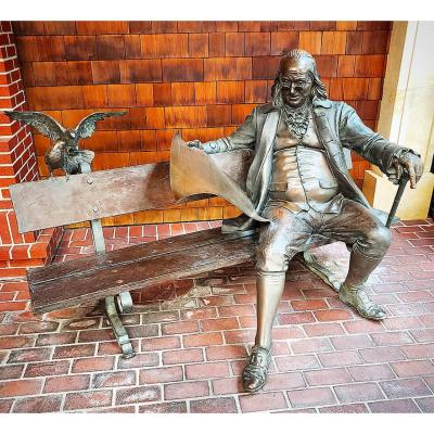 China Europe Street Art Figure Memorial Bronze Statue Benjamin Franklin Sitting On Bench for sale