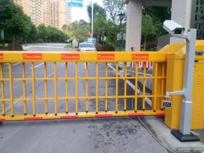 Cina Portone resistente automatico galvanizzato della barriera di parcheggio del braccio del recinto con polvere ricoperta in vendita