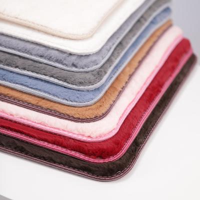 China Modern Absorbent Faux Fur Baby Bath Rugs Washable Covers Modern Absorbent Bath Mat for sale