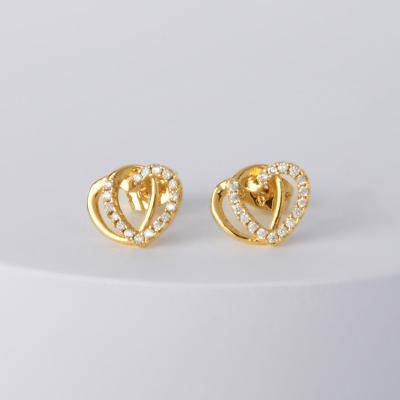 China Trendy Fashion Heart Stud Earrings With Zircon Designs Jewelry Patterns Saudi For Woman Girl Gift Birthday Wedding for sale