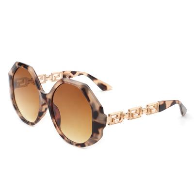 China Fashion Sun Glasses New Arrival Hexagon UV400 Protection Sunglasses With Chain 2021 for sale