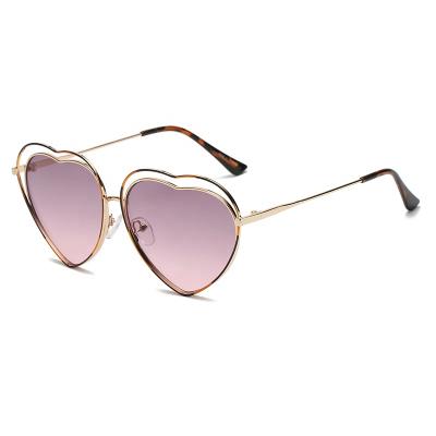 China New Design Custom Love Fashion Ladies Sunglasses Metal Heart Shaped Sunglasses For Women for sale