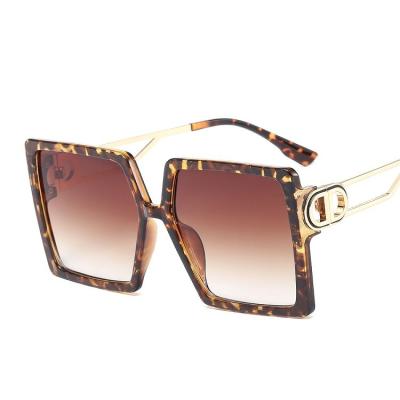 China Luxury Fashion Sunglasses Winter Visor Metal Frame Sunglasses Fit Custom Made Sun Glasses for sale